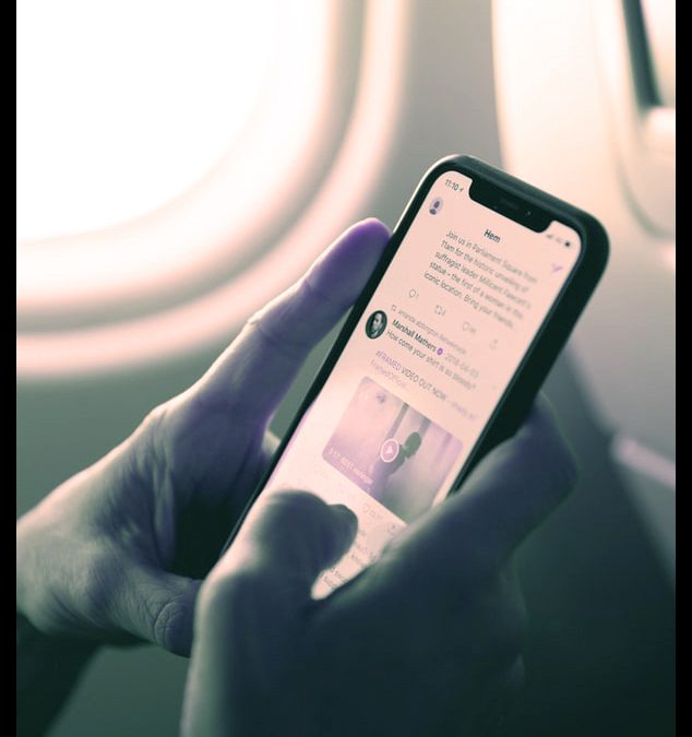 How Do You Create A Graphic Design On An iPhone?