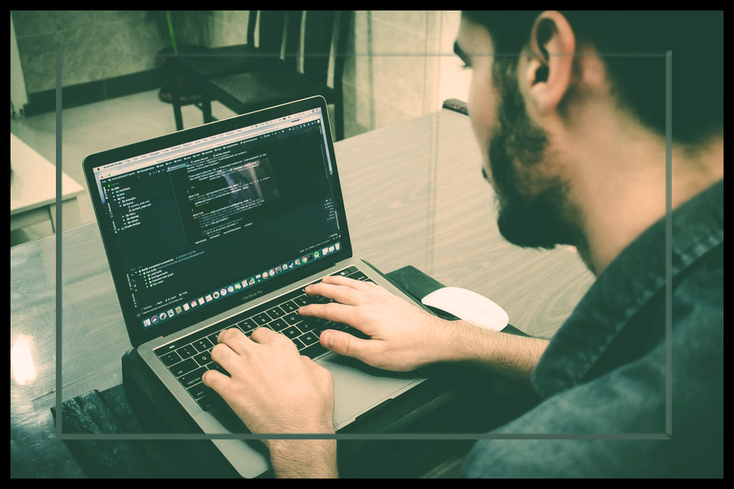 How-Much-Does-A-Ui-Designer-Earn