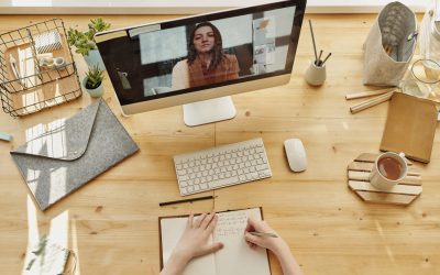 How Do You Stay Up-To-Date With Current Design Trends And Technology As A Graphic Designer?