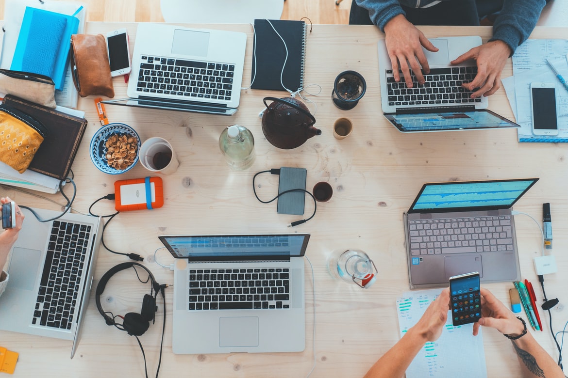 How-Much-Work-Experience-Is-Necessary-To-Become-A-Successful-Graphic-Designer-How-graphic-design-and-visual-communication-can-help-you-in-your-career