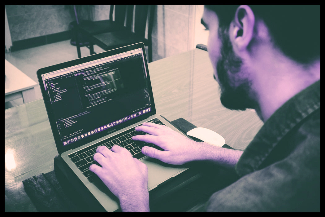 How-To-Become-A-Self-Taught-Graphic-Designer