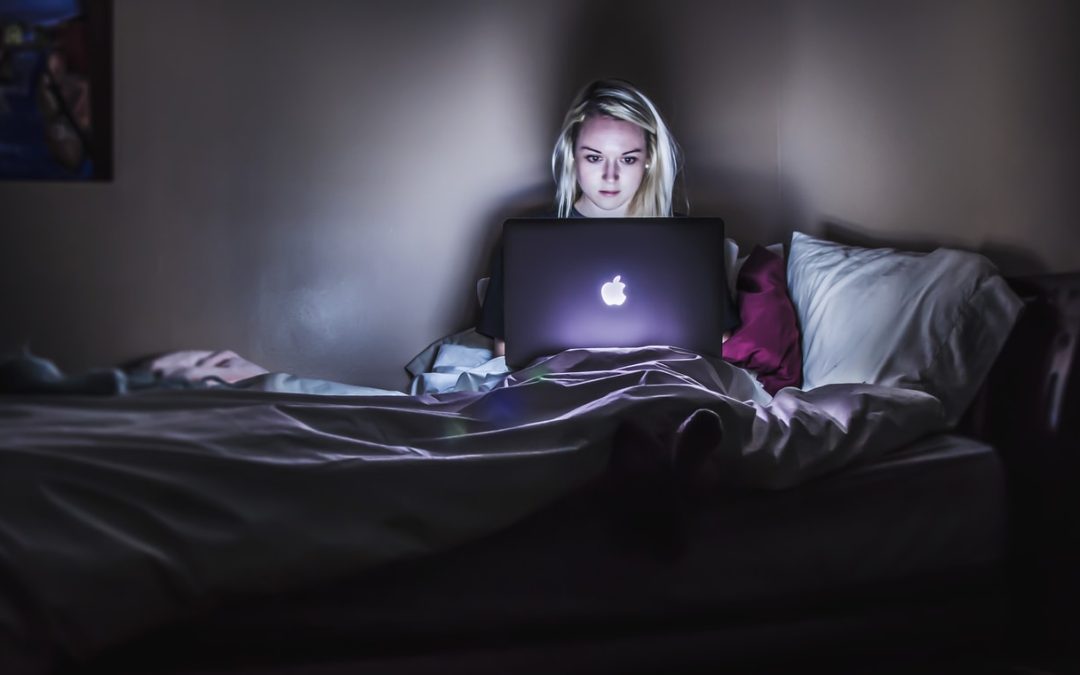 What are some good resources to learn graphic design?